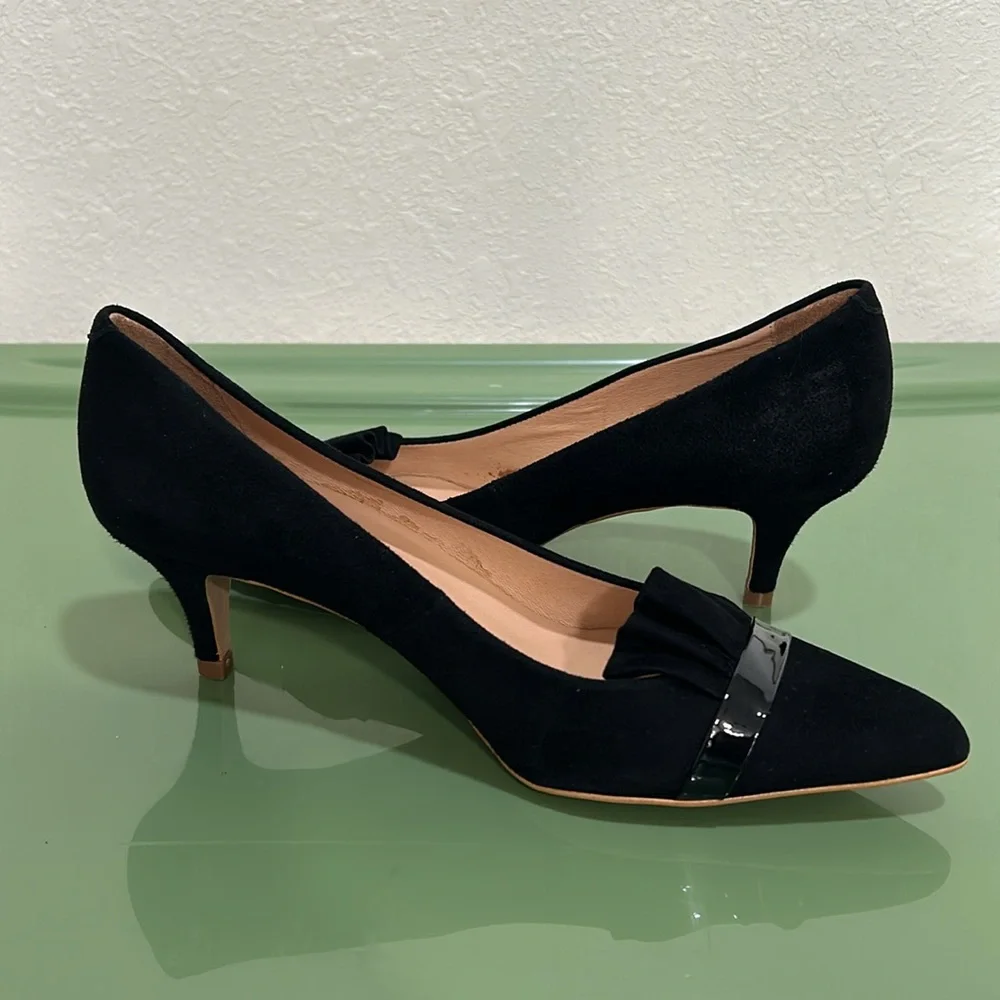 ANTHROPOLOGIE RUFFLE KITTEN 2.5 HEELS SUEDE BLACK SZ 38 MADE IN SPAIN - Picture 3 of 11